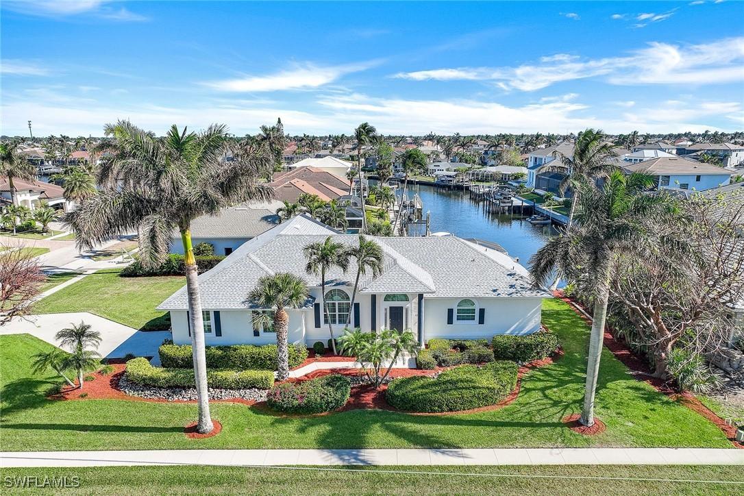 239 Castaways St., Marco Island, FL 34145