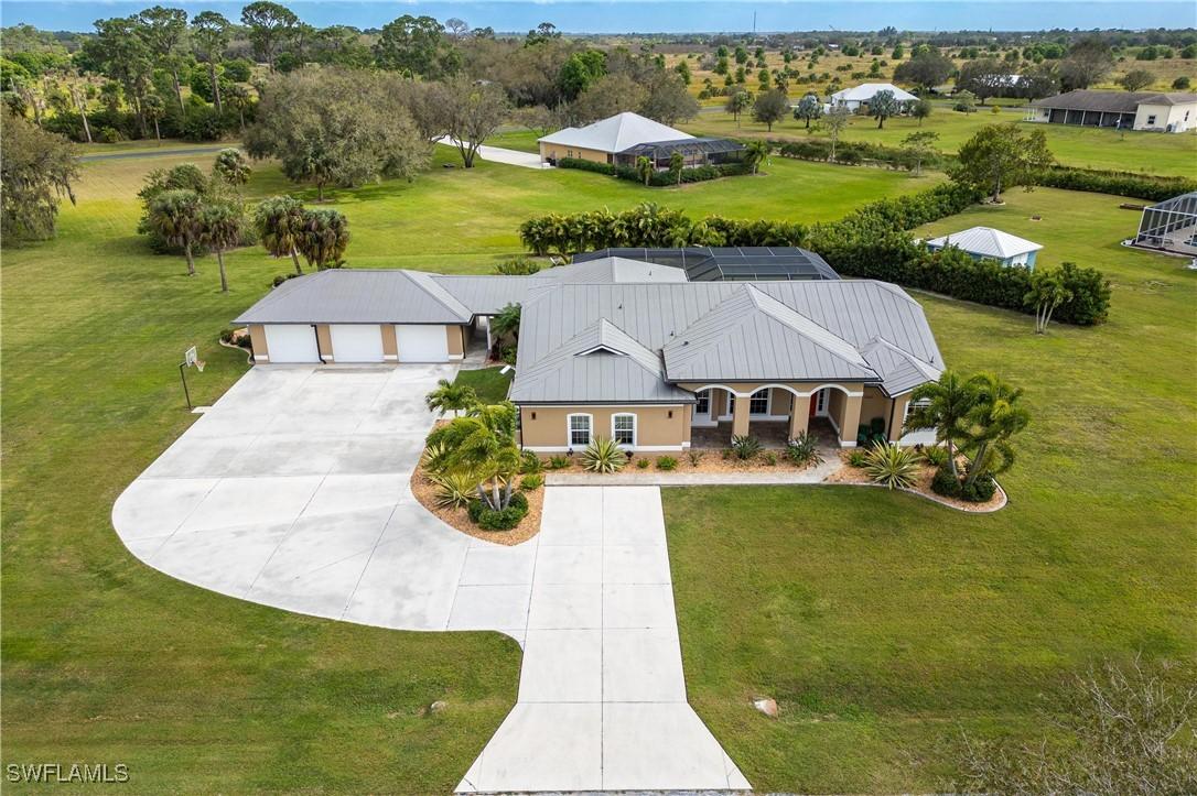 5263 River Blossom Ln., Fort Denaud, FL 33935