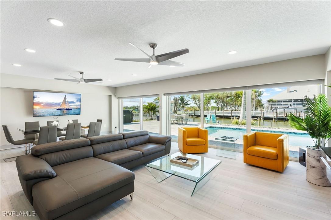 18548 Cutlass Dr., Fort Myers Beach, FL 33931