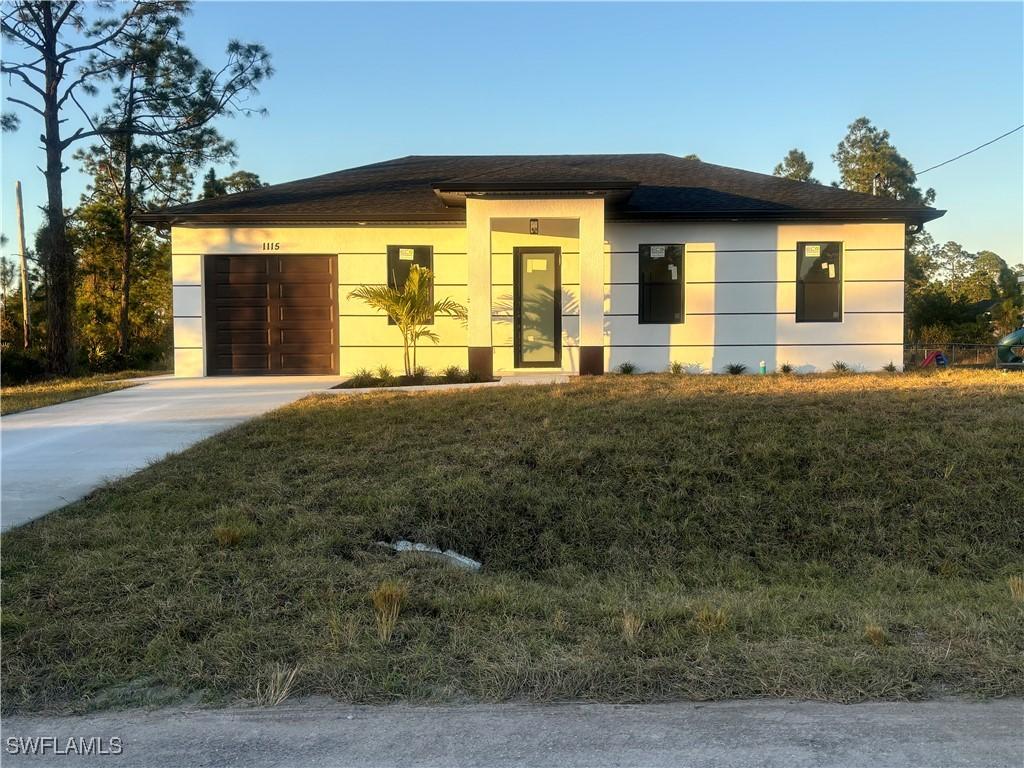 1115 Cumming St., Lehigh Acres, FL 33974