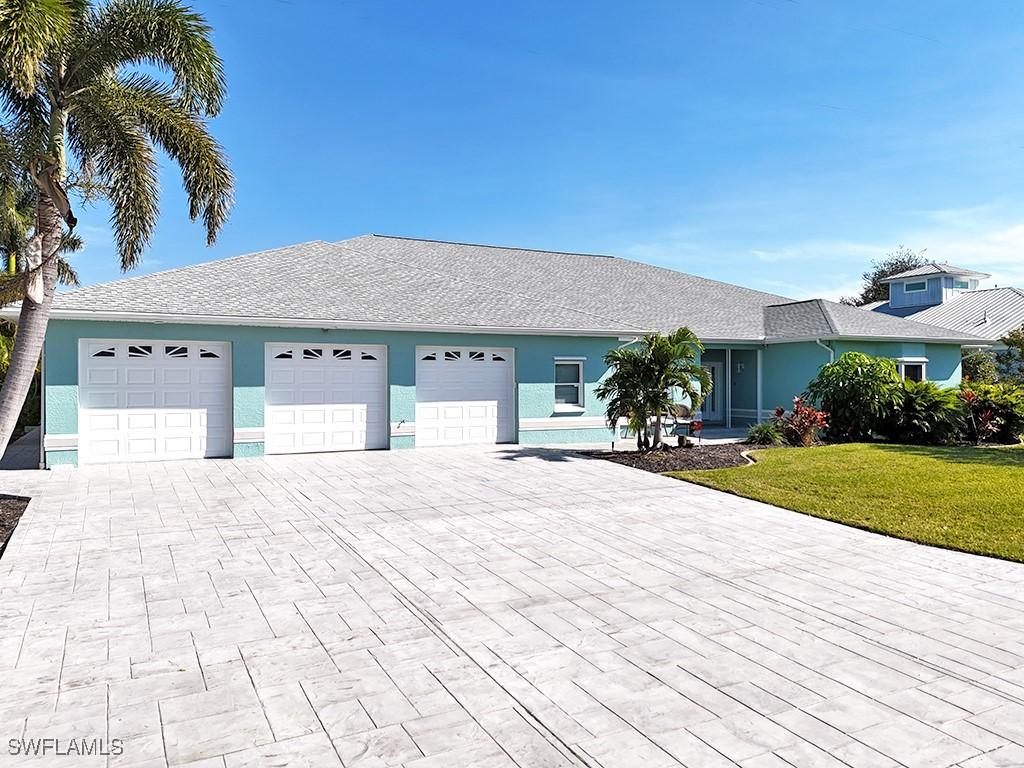 2008 Bahama Ave., Fort Myers, FL 33905