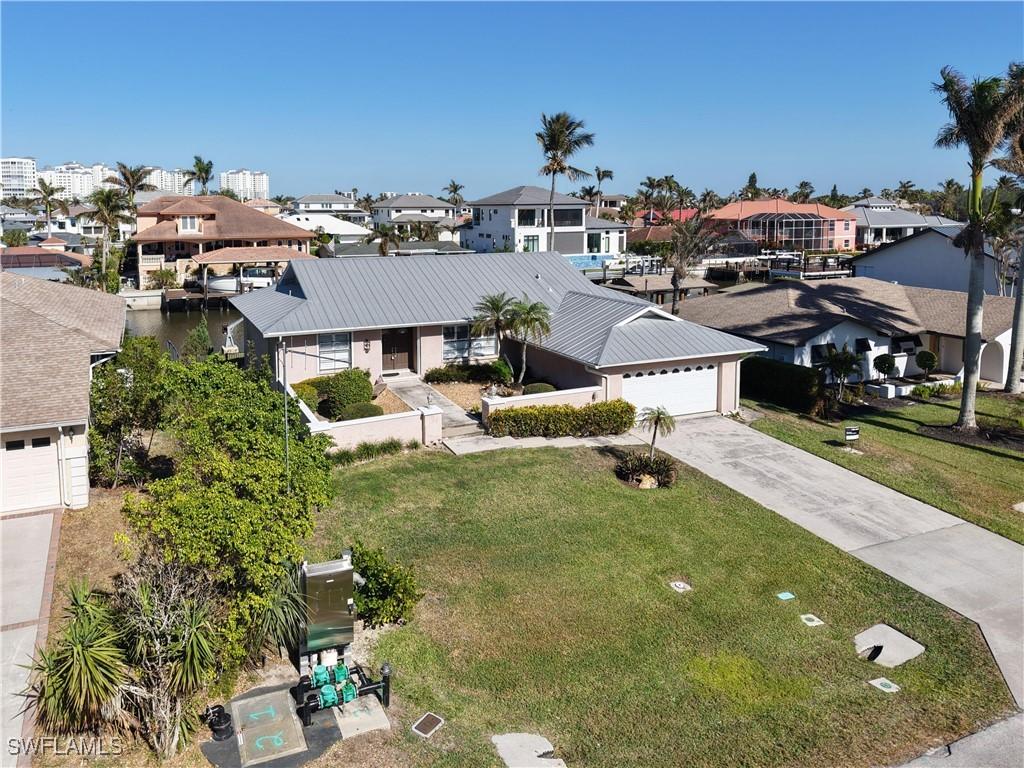 327 Conners Ave., Naples, FL 34108