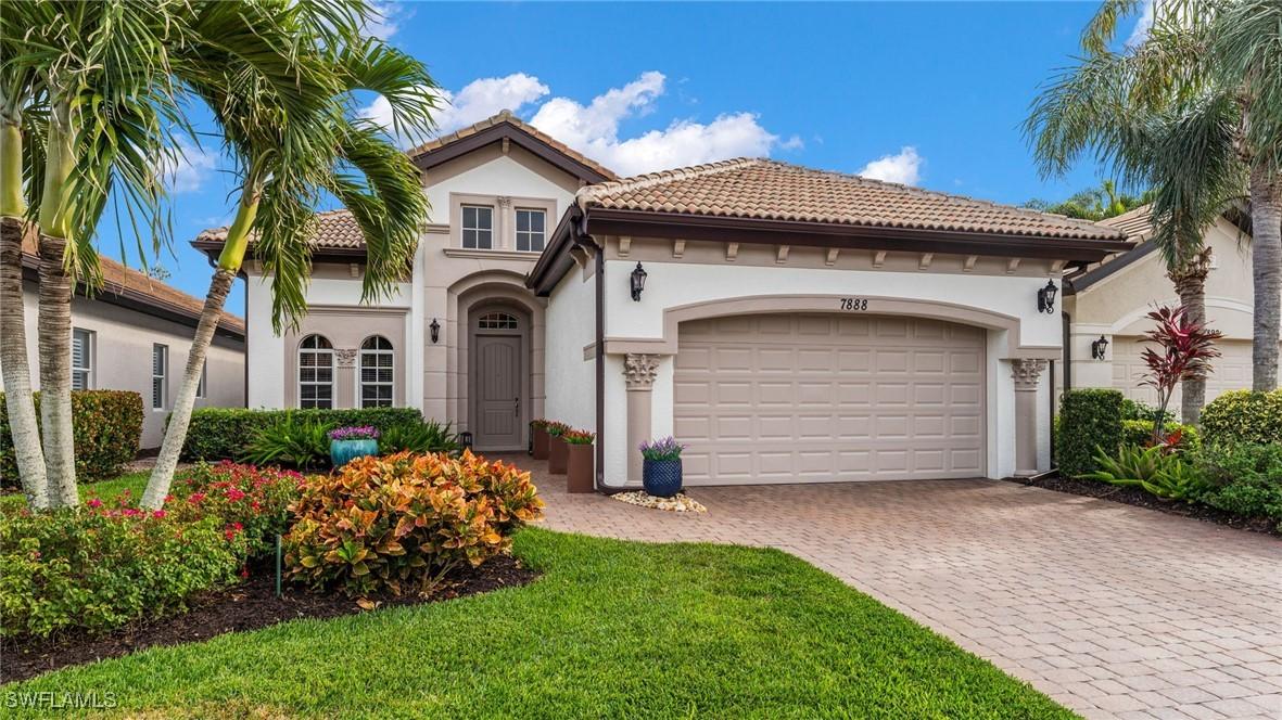 7888 Valencia Ct., Naples, FL 34113
