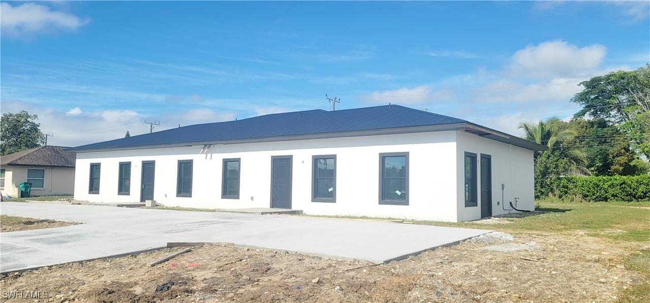 5255 Coronado Pkwy., Naples, FL 34116