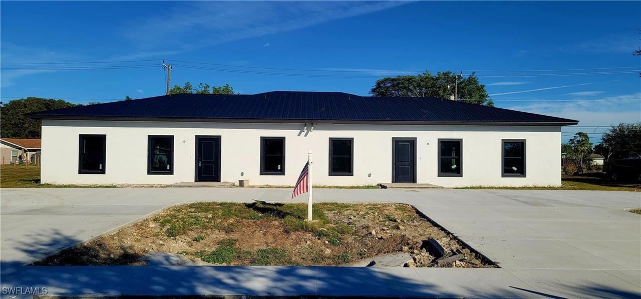 5255 Coronado Pkwy., Naples, FL 34116