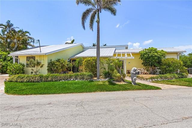 New Homes with In-ground Swimming Pools in St. James City: December 8th to December 14th