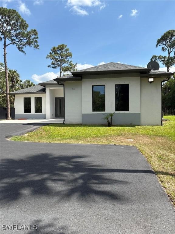 2524 64th Ave., Naples, FL 34120