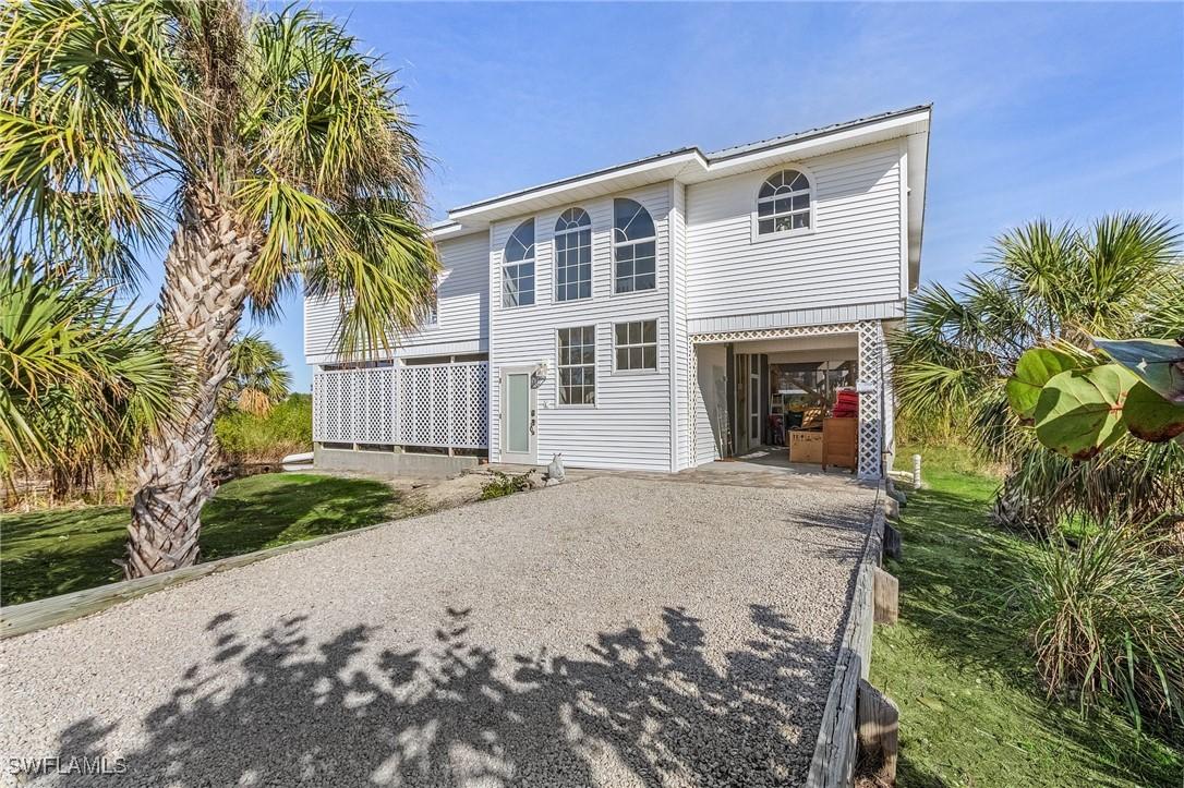 686 Spartina Ct., Sanibel, FL 33957