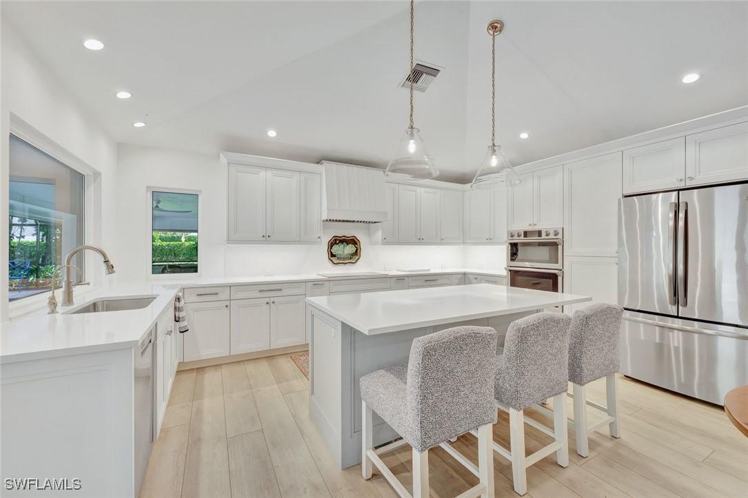 721 Turkey Oak Ln., Naples, FL 34108