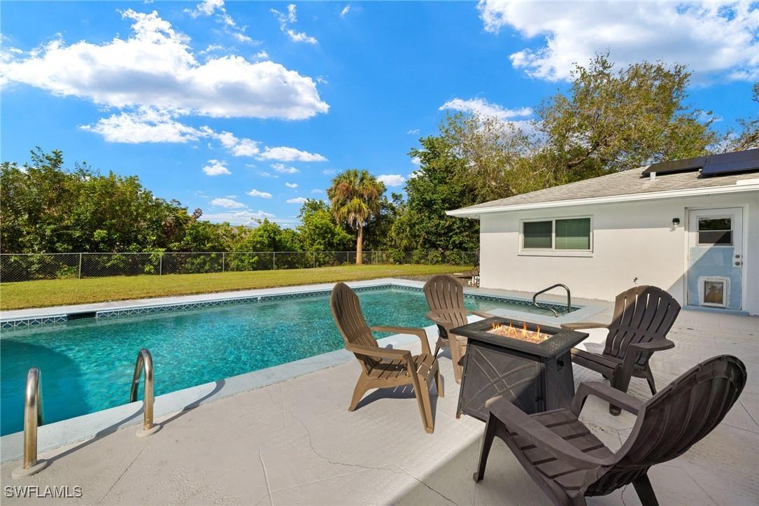 5244 Kenilworth Dr., Fort Myers, FL 33919