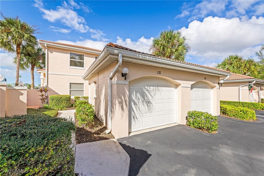 888 Woodshire Ln. #L12, Naples, FL 34105