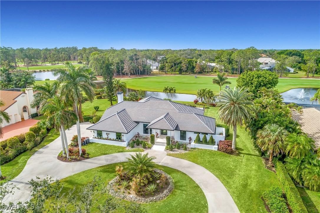 4702 Oak Leaf Dr., Naples, FL 34119