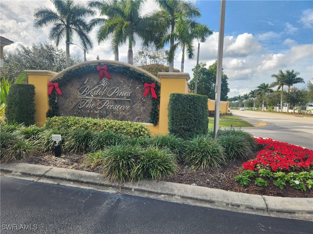 7542 Bristol Cir., Naples, FL 34120