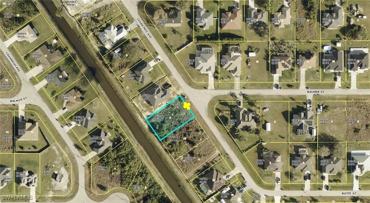 1009 Cedartree Ave., Lehigh Acres, FL 33971