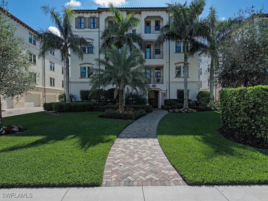 16370 Viansa Way #102, Naples, FL 34110