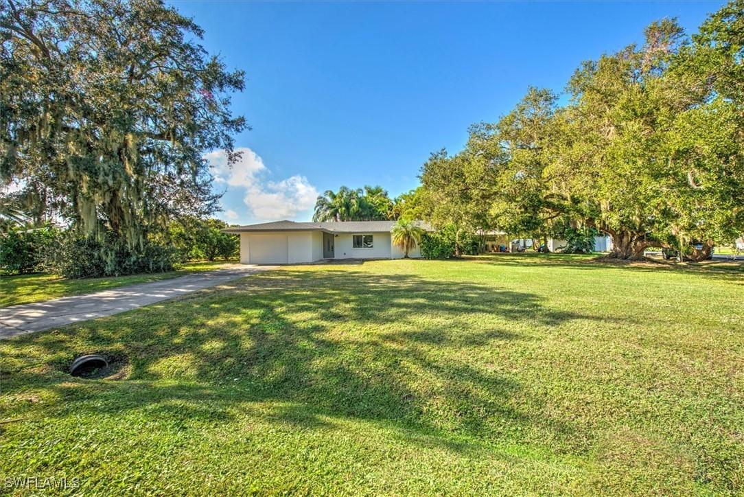 13787 River Forest Dr., Fort Myers, FL 33905