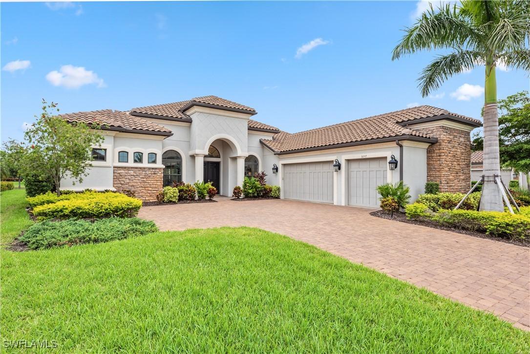 3247 Miyagi Ln., Naples, FL 34114