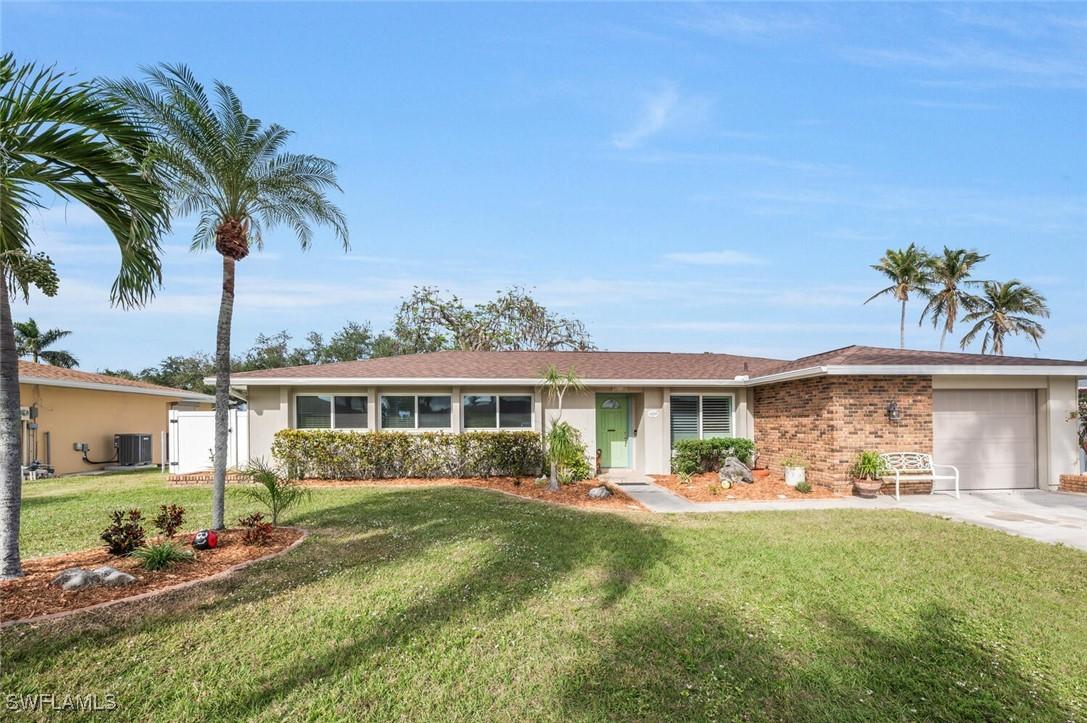 1489 Charmont Pl., Fort Myers, FL 33919