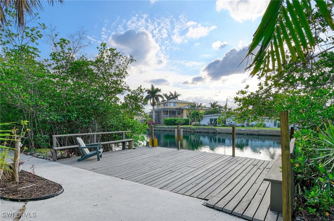 27285 Belle Rio Dr., Bonita Springs, FL 34135