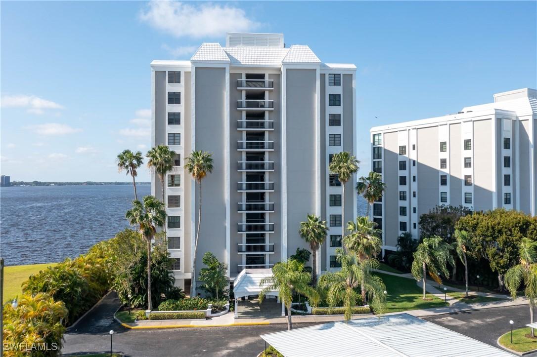 3350 N Key Dr. #B211, North Fort Myers, FL 33903