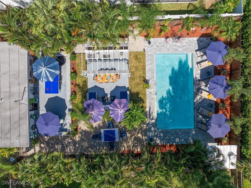 821 91st Ave., Naples, FL 34108