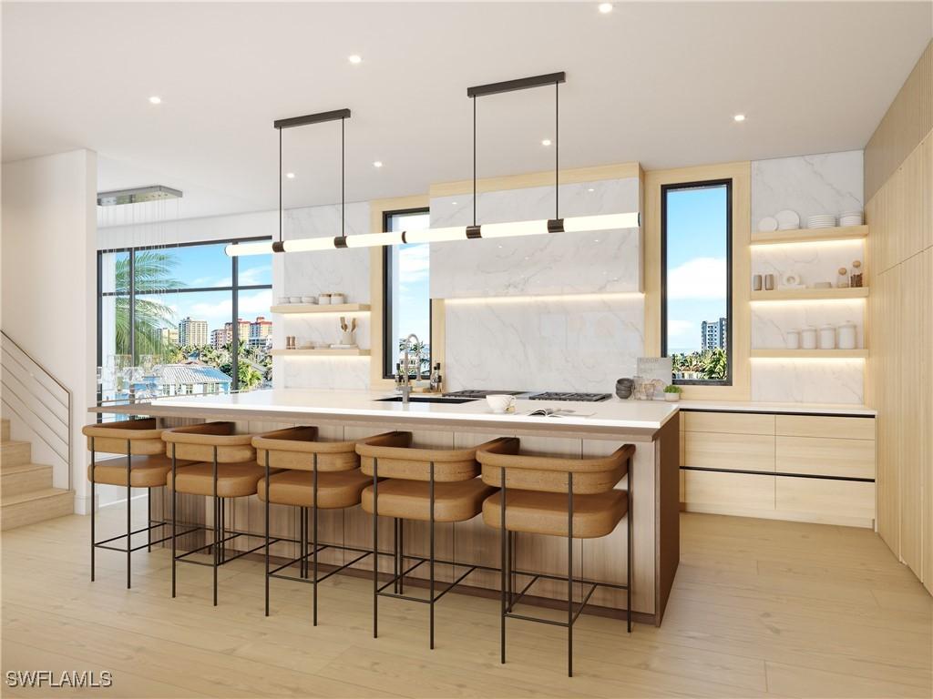 256 Trade Winds Ave., Naples, FL 34108