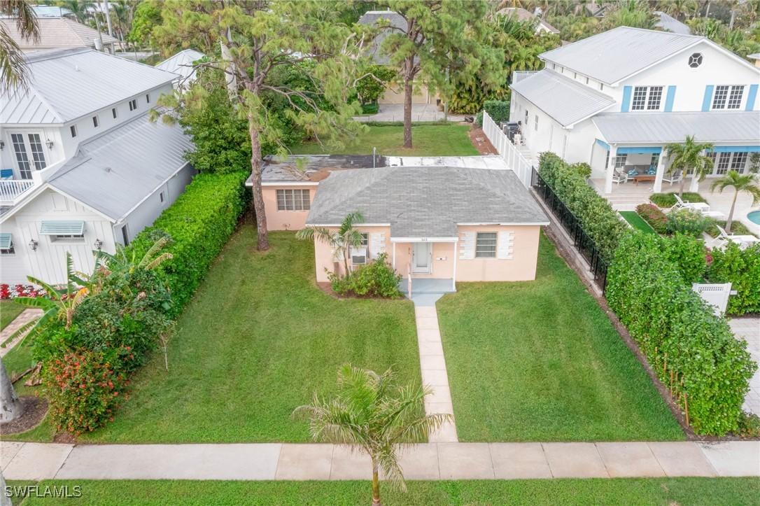 343 1st Ave., Naples, FL 34102