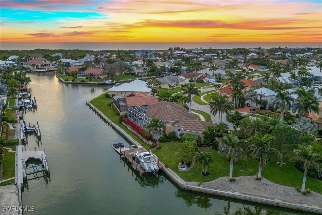 451 Cottage Ct., Marco Island, FL 34145