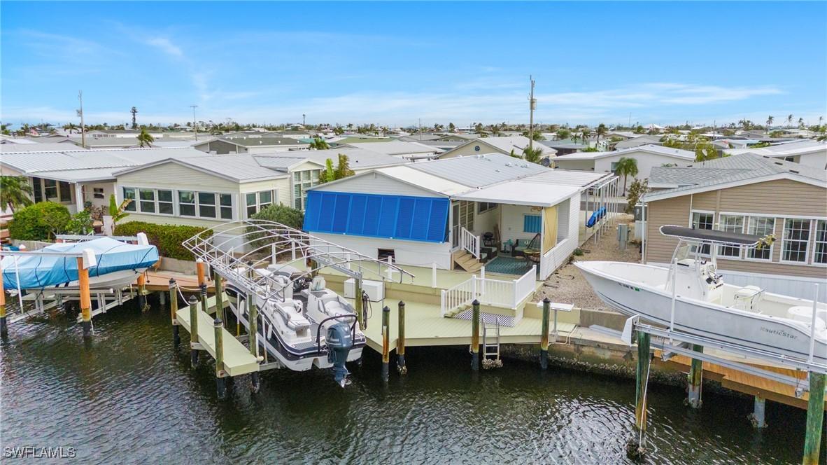3015 Skipper Ln., St. James City, FL 33956