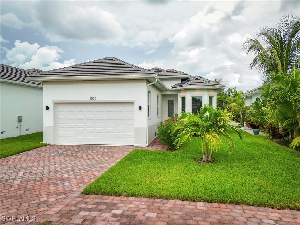 2553 Linda Dr., Naples, FL 34112