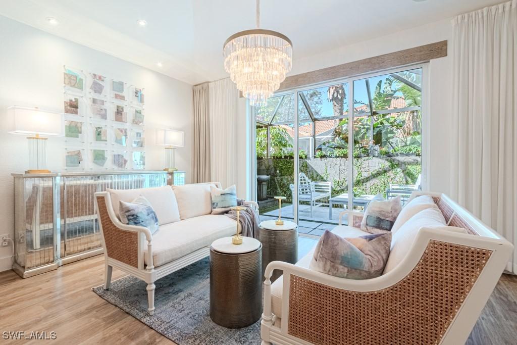 3953 Recreation Ln., Naples, FL 33116