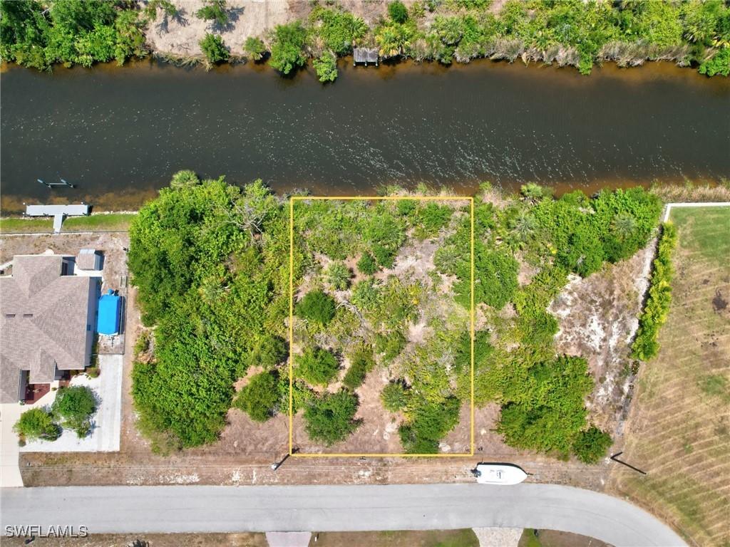 10080 Cocoa Beach St., Port Charlotte, FL 33981