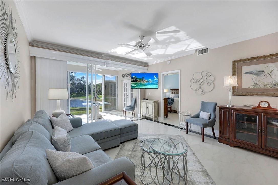 651 Wiggins Lake Dr. #101, Naples, FL 34110