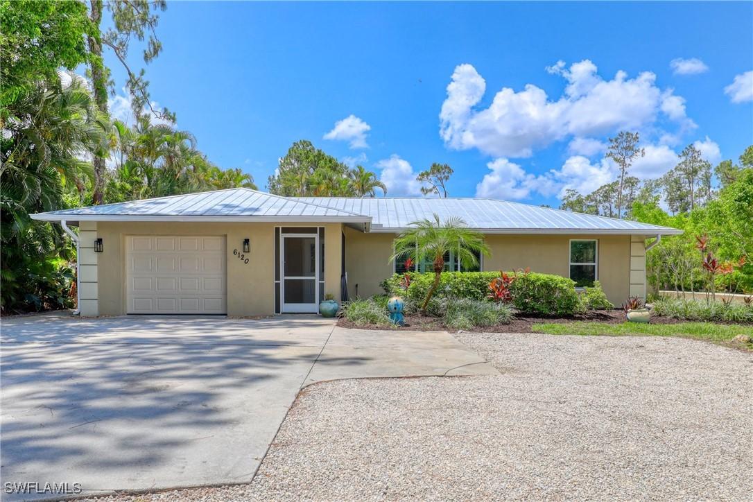 6120 English Oaks Ln., Naples, FL 34119