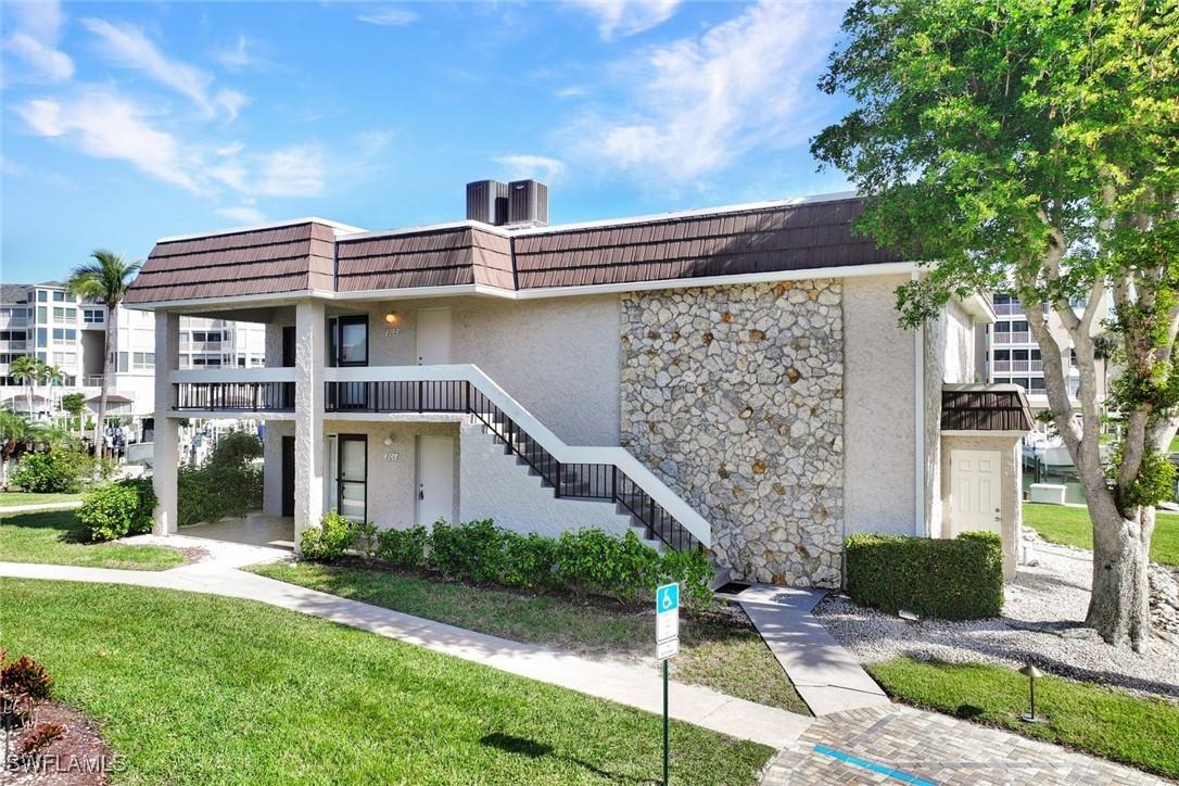 881 Panama Ct. #201, Marco Island, FL 34145