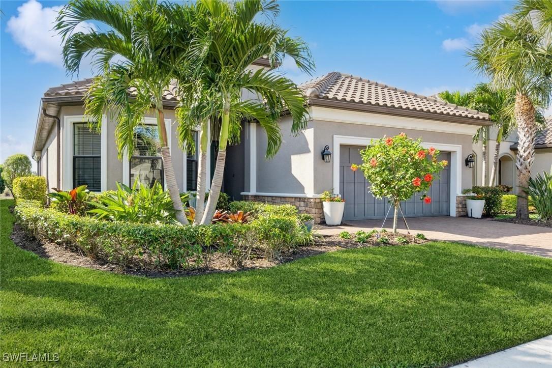 9410 Terresina Dr., Naples, FL 34119