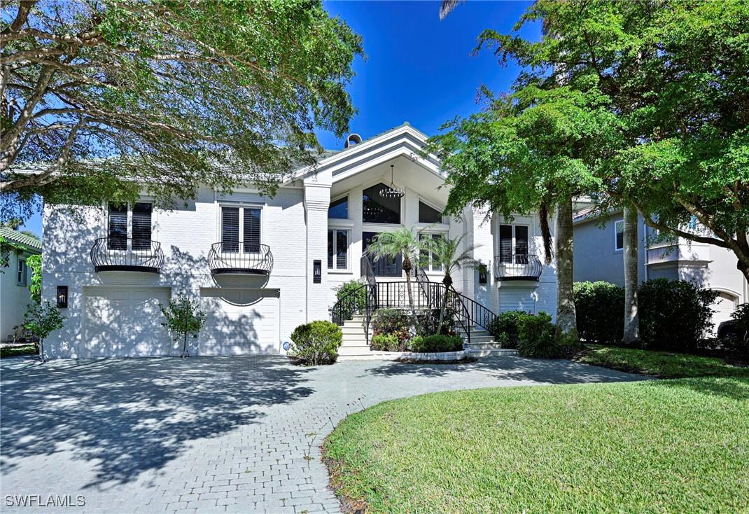 175 Bayview Ave., Naples, FL 34108