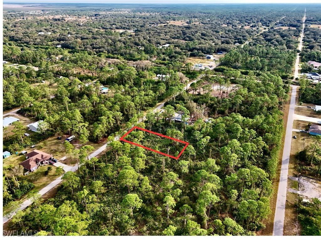 2015 Columbus Ave., Alva, FL 33920