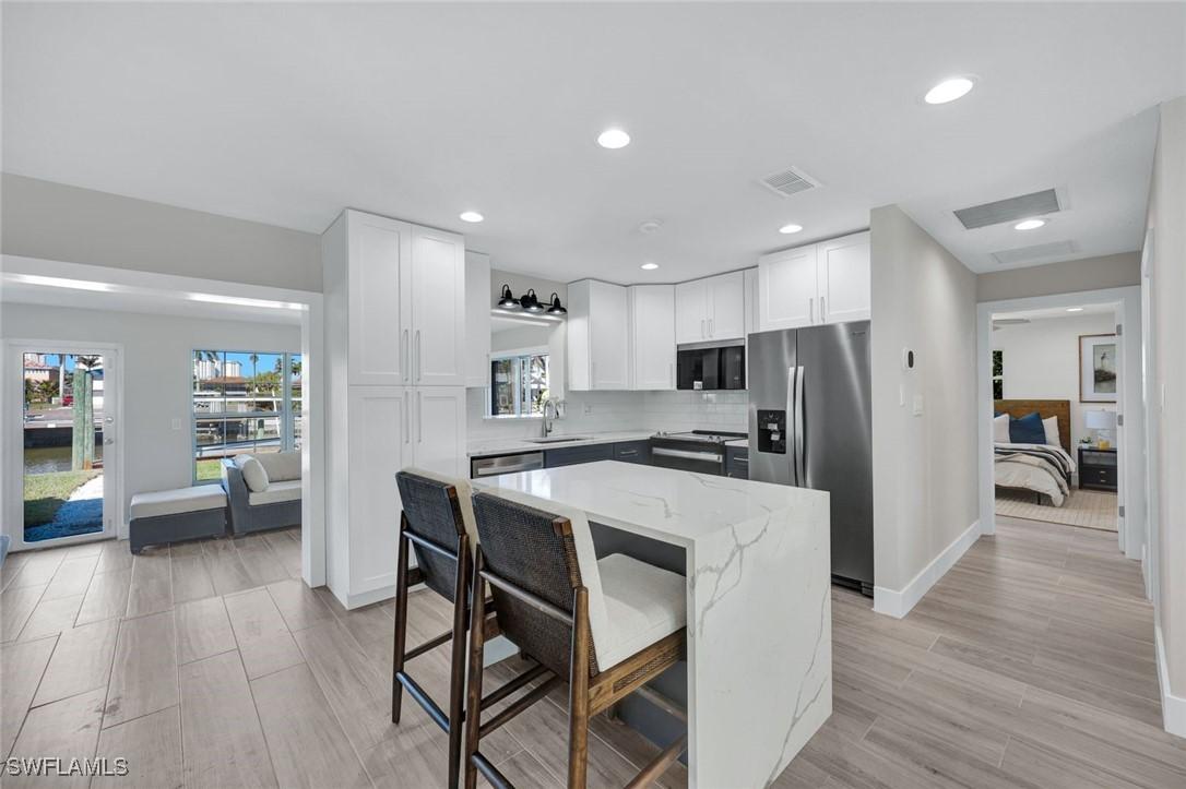 373 Egret Ave., Naples, FL 34108