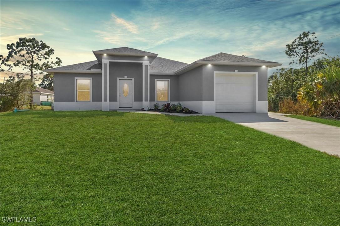 746 Chestnut St., Lehigh Acres, FL 33974