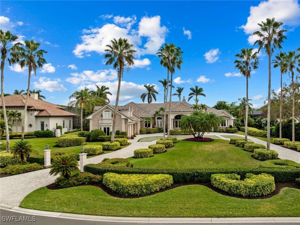 2832 Silverleaf Ln., Naples, FL 34105