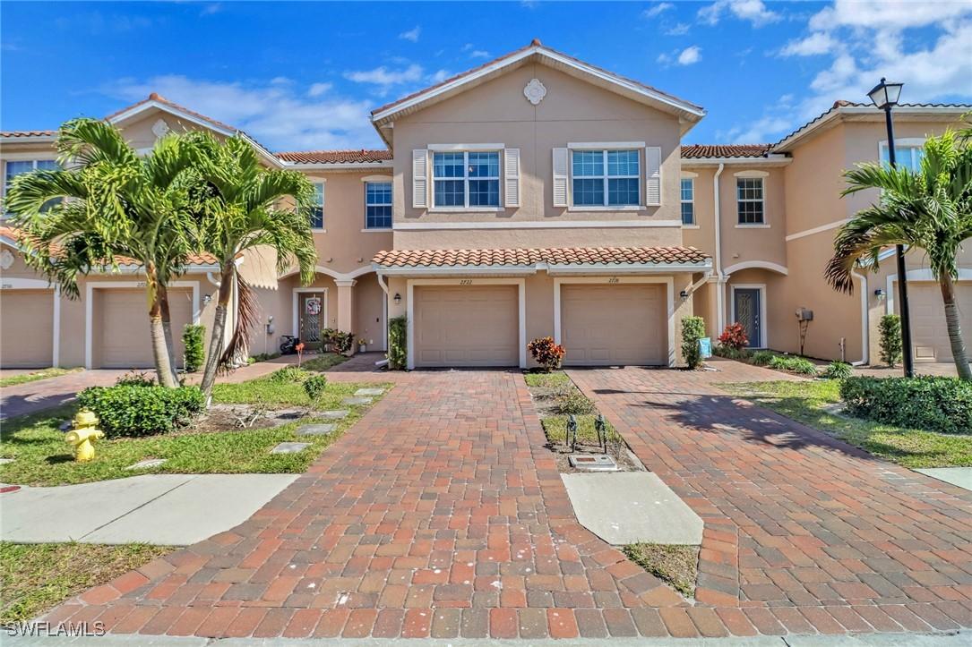 2722 Citrus St., Naples, FL 34120