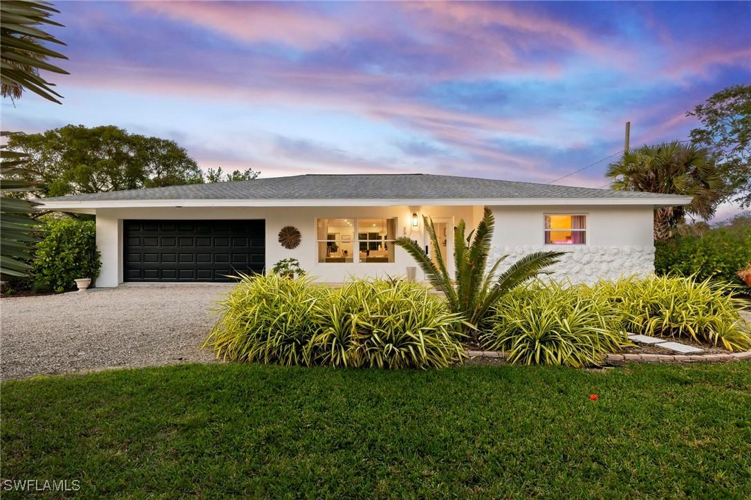 2985 Sabal Ct., Naples, FL 34112
