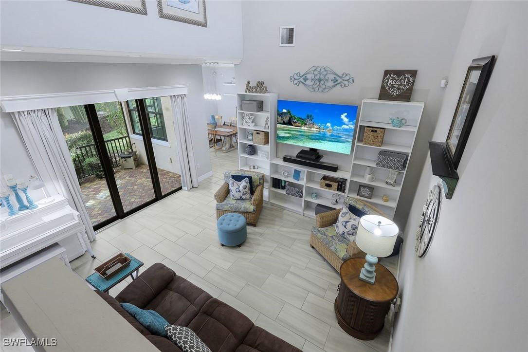 1284 Kendari Ter., Naples, FL 34113