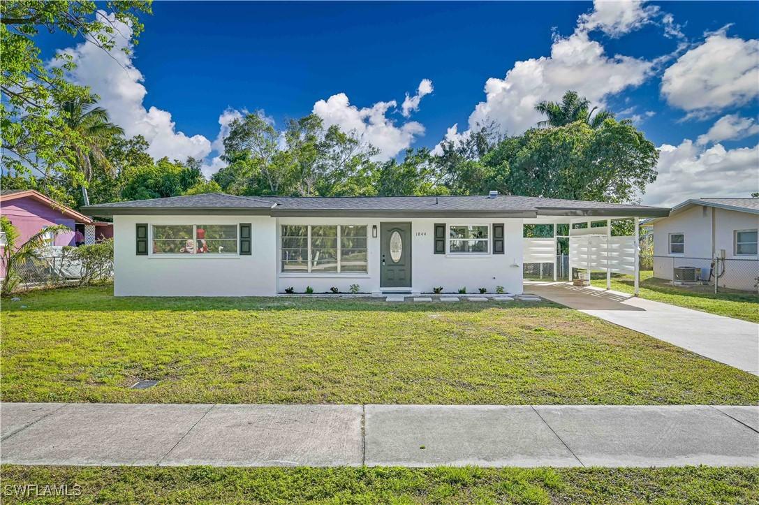 1844 Passaic Ave., Fort Myers, FL 33901