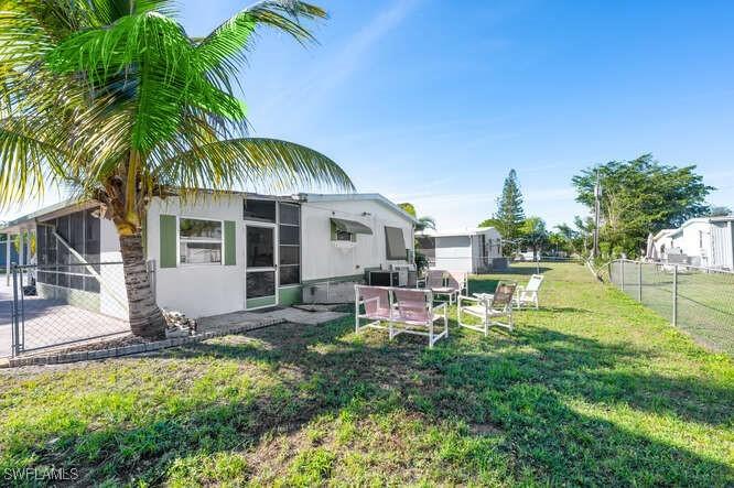 131 Grassy Key Ln. #44, Naples, FL 34114