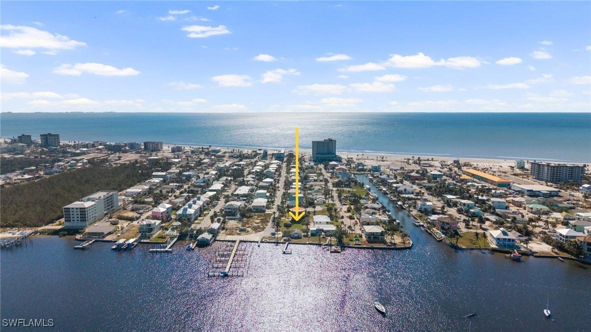 293 Pearl St., Fort Myers Beach, FL 33931
