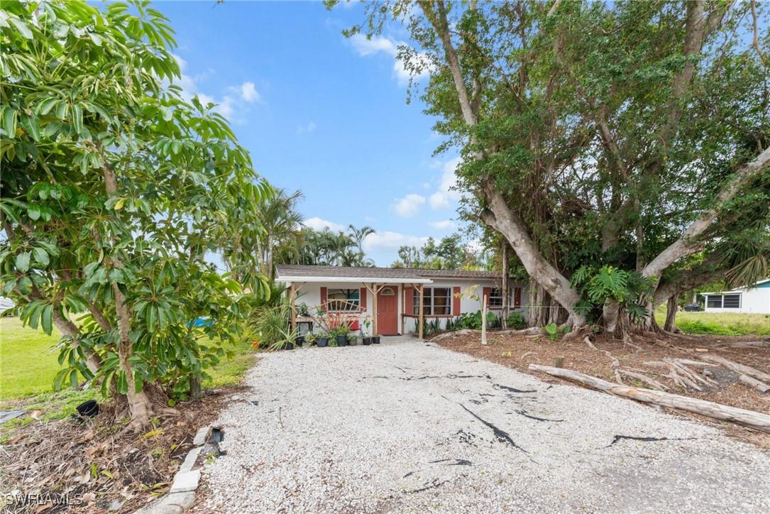 5507 Thomas St., Bokeelia, FL 33922