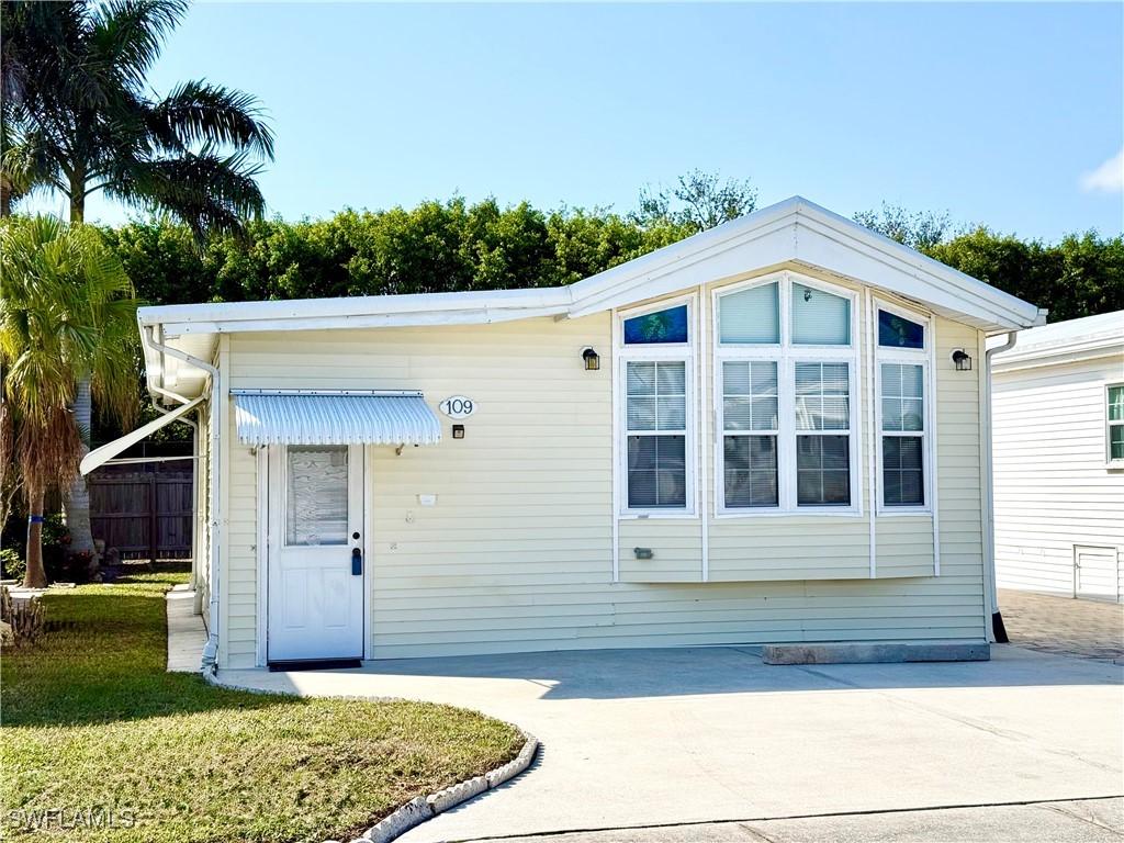 109 Cheetah Dr., Naples, FL 34114