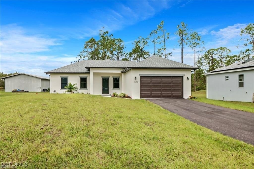 5653 Everglades Blvd., Naples, FL 34120